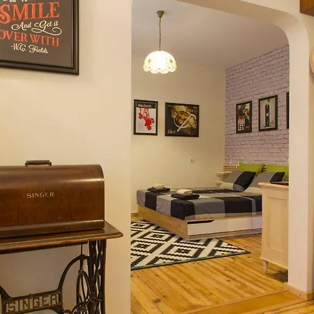 Apartment ✵theater In The Heart Of Sofia✵ *